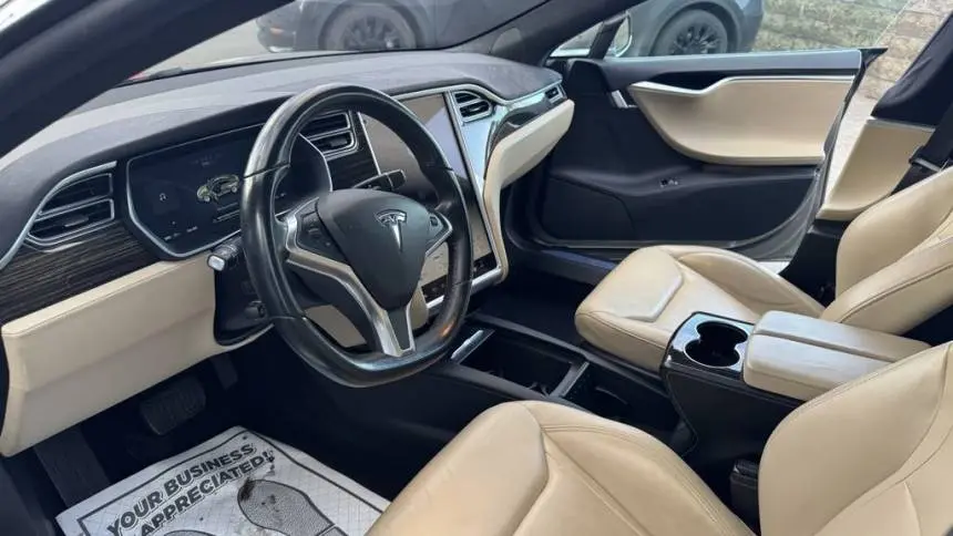 2016 Tesla Model S 5YJSA1E22GF134042