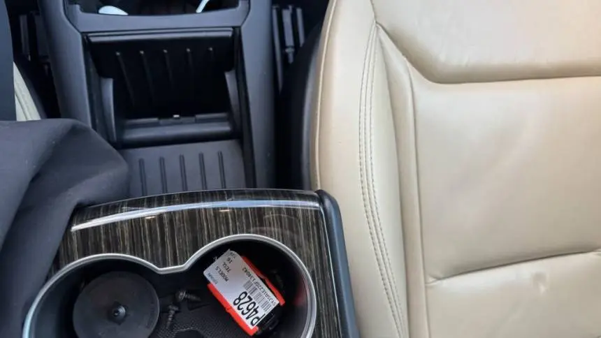 2016 Tesla Model S 5YJSA1E22GF134042