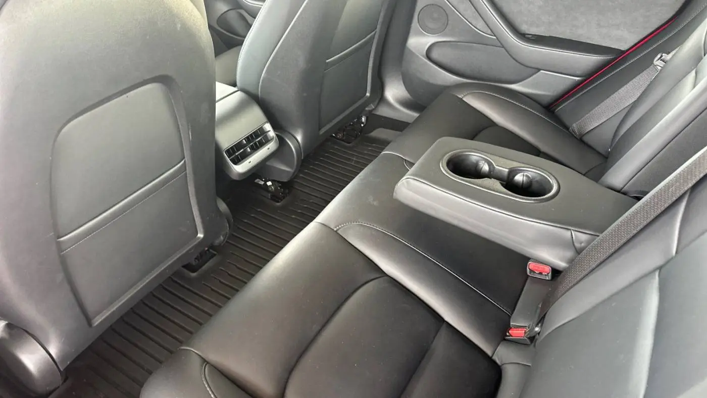 2023 Tesla Model 3 5YJ3E1EC2PF634915