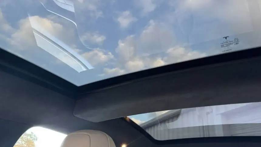 2016 Tesla Model S 5YJSA1E22GF134042