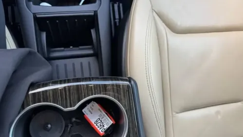 2016 Tesla Model S 5YJSA1E22GF134042