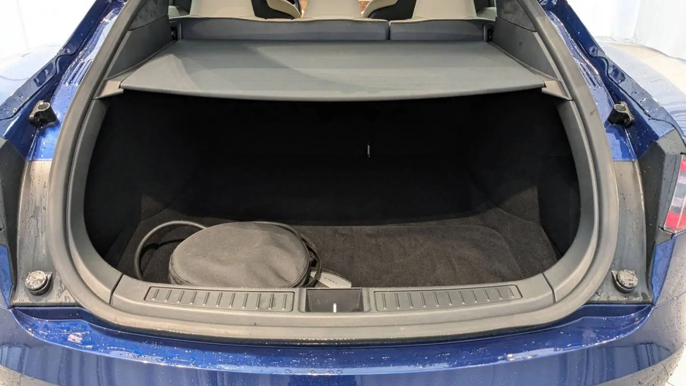 2016 Tesla Model S 5YJSA1E20GF159781
