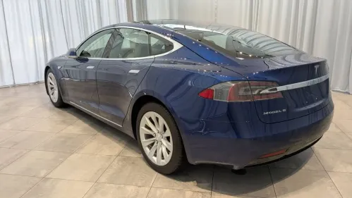 2016 Tesla Model S 5YJSA1E20GF159781