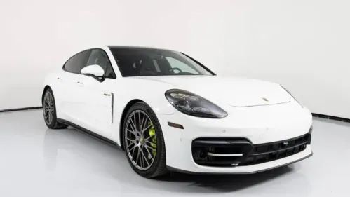 2022 Porsche Panamera - Images - 8