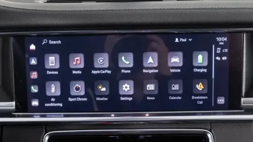 2022 Porsche Panamera - Images - 19
