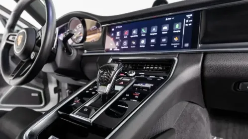 2022 Porsche Panamera - Images - 26