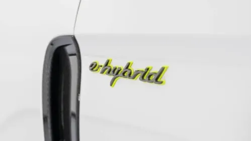 2022 Porsche Panamera - Images - 34