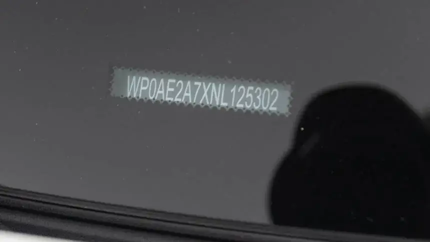 2022 Porsche Panamera - Images - 38