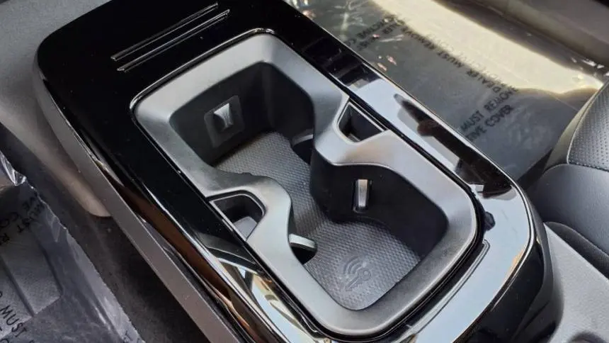 2021 Volkswagen ID.4 WVGTMPE29MP056435