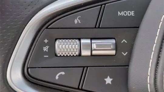 2024 Genesis Electrified GV70 5NMMCET15RH001927