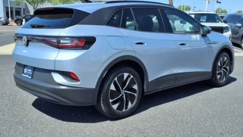 2021 Volkswagen ID.4 WVGTMPE29MP056435