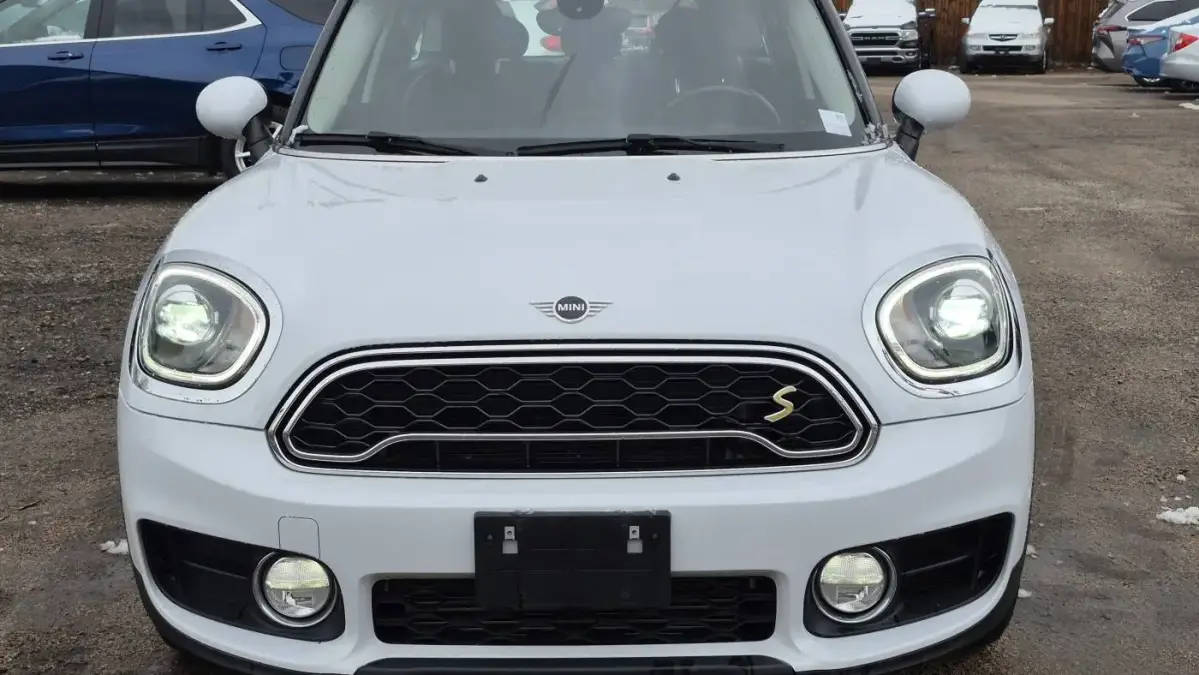 2019 Mini S E Countryman ALL 4 - Images - 9