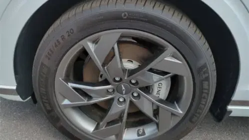 2024 Genesis Electrified GV70 5NMMCET15RH001927
