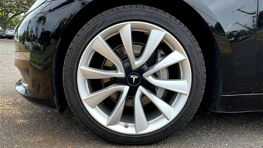 2019 Tesla Model 3 5YJ3E1EBXKF408430