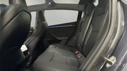2024 Tesla Model 3 5YJ3E1EB6RF828437