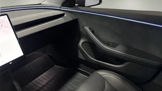2024 Tesla Model 3 5YJ3E1EB6RF828437