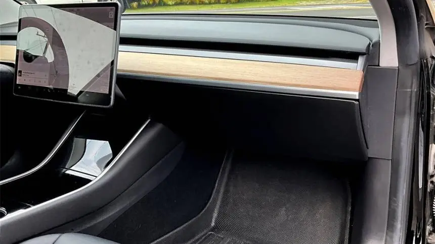 2019 Tesla Model 3 5YJ3E1EBXKF408430