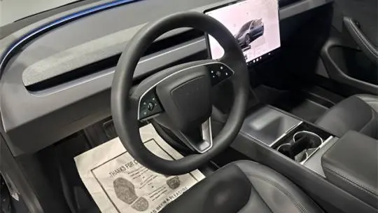2024 Tesla Model 3 5YJ3E1EB6RF828437