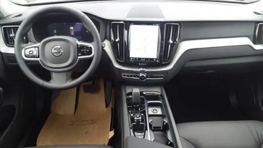 2025 Volvo XC60 YV4H60RC7S1176486