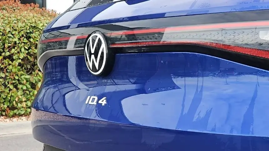 2021 Volkswagen ID.4 WVGKMPE2XMP040773