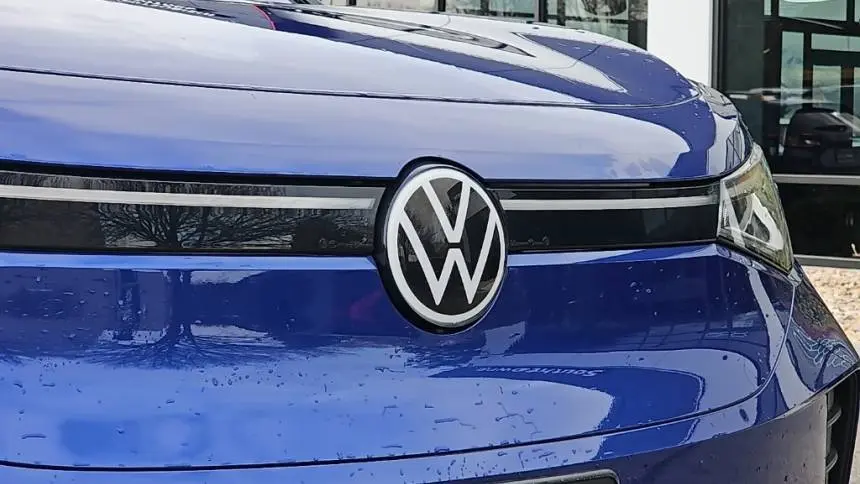 2021 Volkswagen ID.4 WVGKMPE2XMP040773