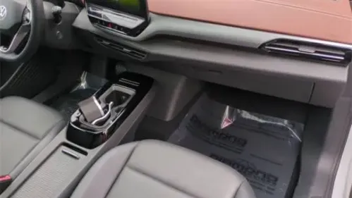 2021 Volkswagen ID.4 WVGTMPE28MP031445