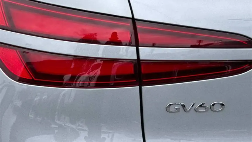 2025 Genesis GV60 KMUKCDSC6SU028036