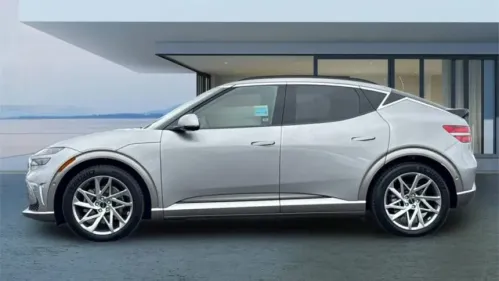 2025 Genesis GV60 KMUKCDSC6SU028036