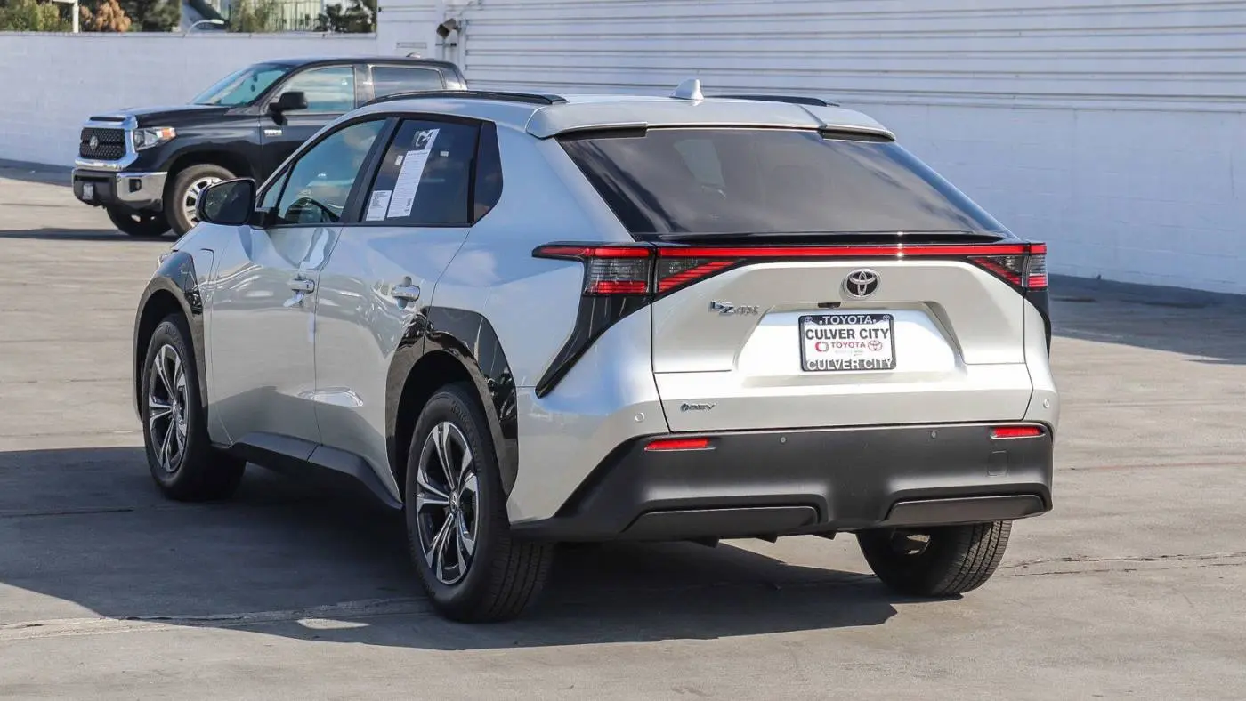 2025 Toyota bZ4X JTMAAAAA0SA067225
