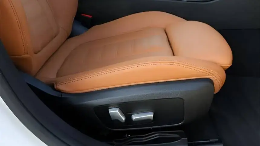 2021 BMW 3 Series - Images - 12