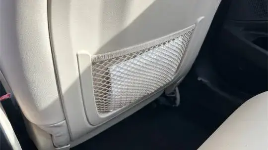 2021 BMW 3 Series - Images - 19