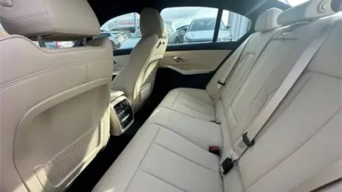 2021 BMW 3 Series - Images - 23