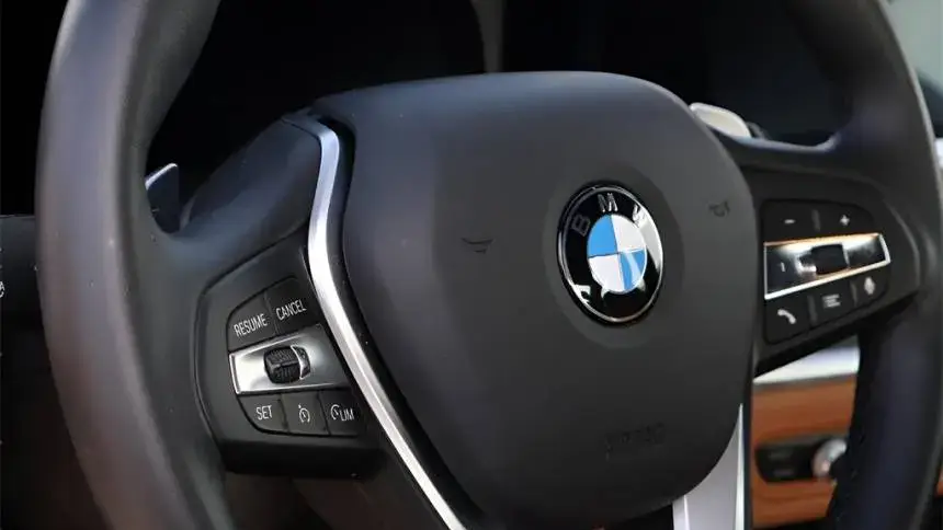 2021 BMW 3 Series - Images - 20