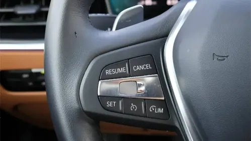 2021 BMW 3 Series - Images - 32