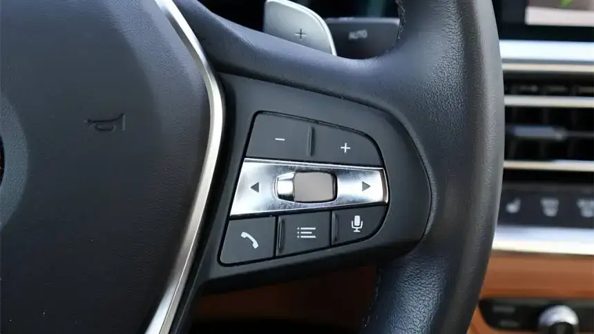2021 BMW 3 Series - Images - 33