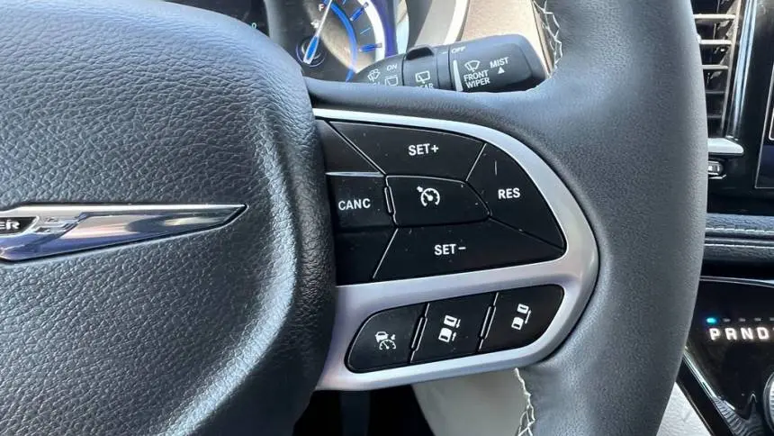 2023 Chrysler Pacifica 2C4RC1L75PR631078