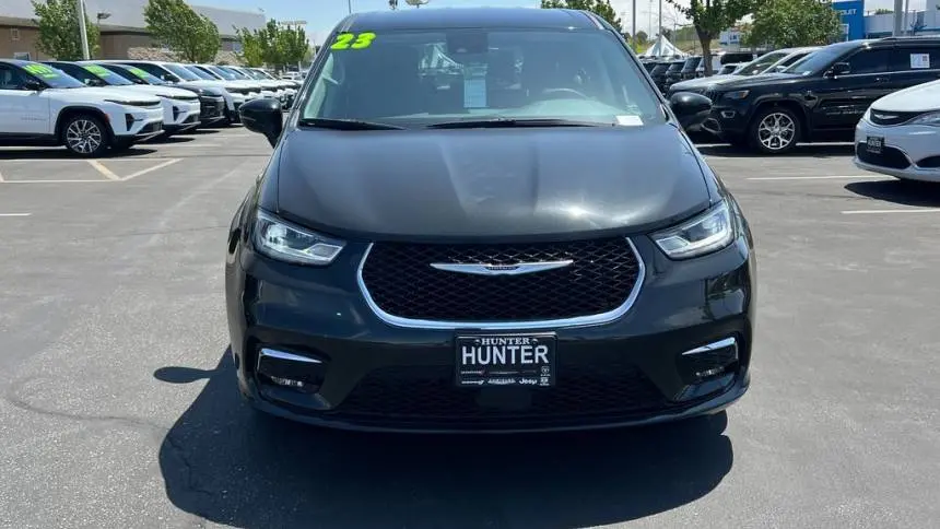 2023 Chrysler Pacifica 2C4RC1L75PR631078