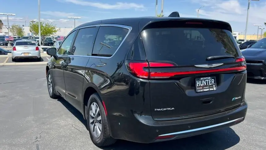 2023 Chrysler Pacifica 2C4RC1L75PR631078