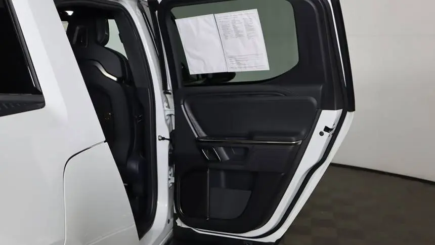 2022 Rivian R1T 7FCTGAAL8NN000890