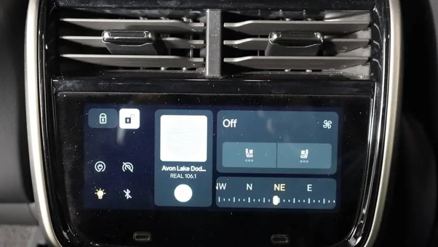 2022 Rivian R1T 7FCTGAAL8NN000890