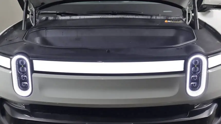 2022 Rivian R1T 7FCTGAAL8NN000890