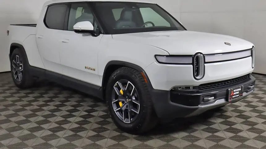 2022 Rivian R1T 7FCTGAAL8NN000890
