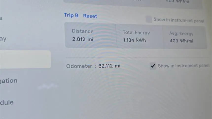 2018 Tesla Model X 5YJXCDE29JF100270