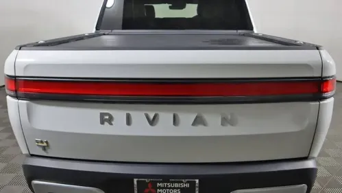 2022 Rivian R1T 7FCTGAAL8NN000890