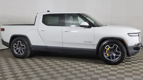2022 Rivian R1T 7FCTGAAL8NN000890