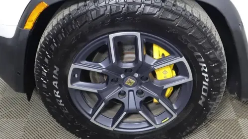 2022 Rivian R1T 7FCTGAAL8NN000890