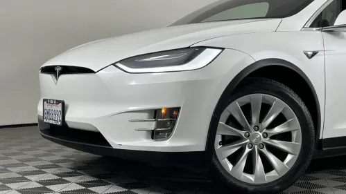 2019 Tesla Model X 5YJXCBE2XKF205602