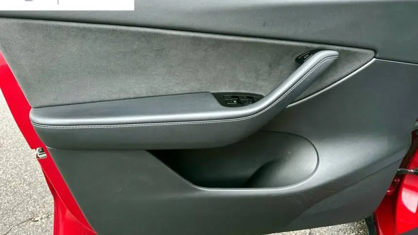 2021 Tesla Model Y 5YJYGDEE2MF072268
