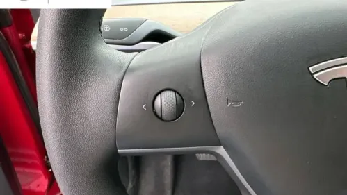 2021 Tesla Model Y 5YJYGDEE2MF072268
