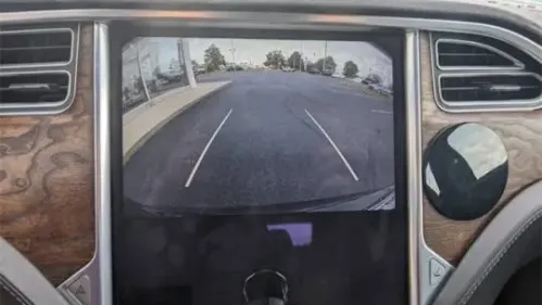 2017 Tesla Model S 5YJSA1E11HF196606